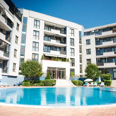 Apartment In Amphora Palace